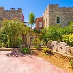 Kastro Estate