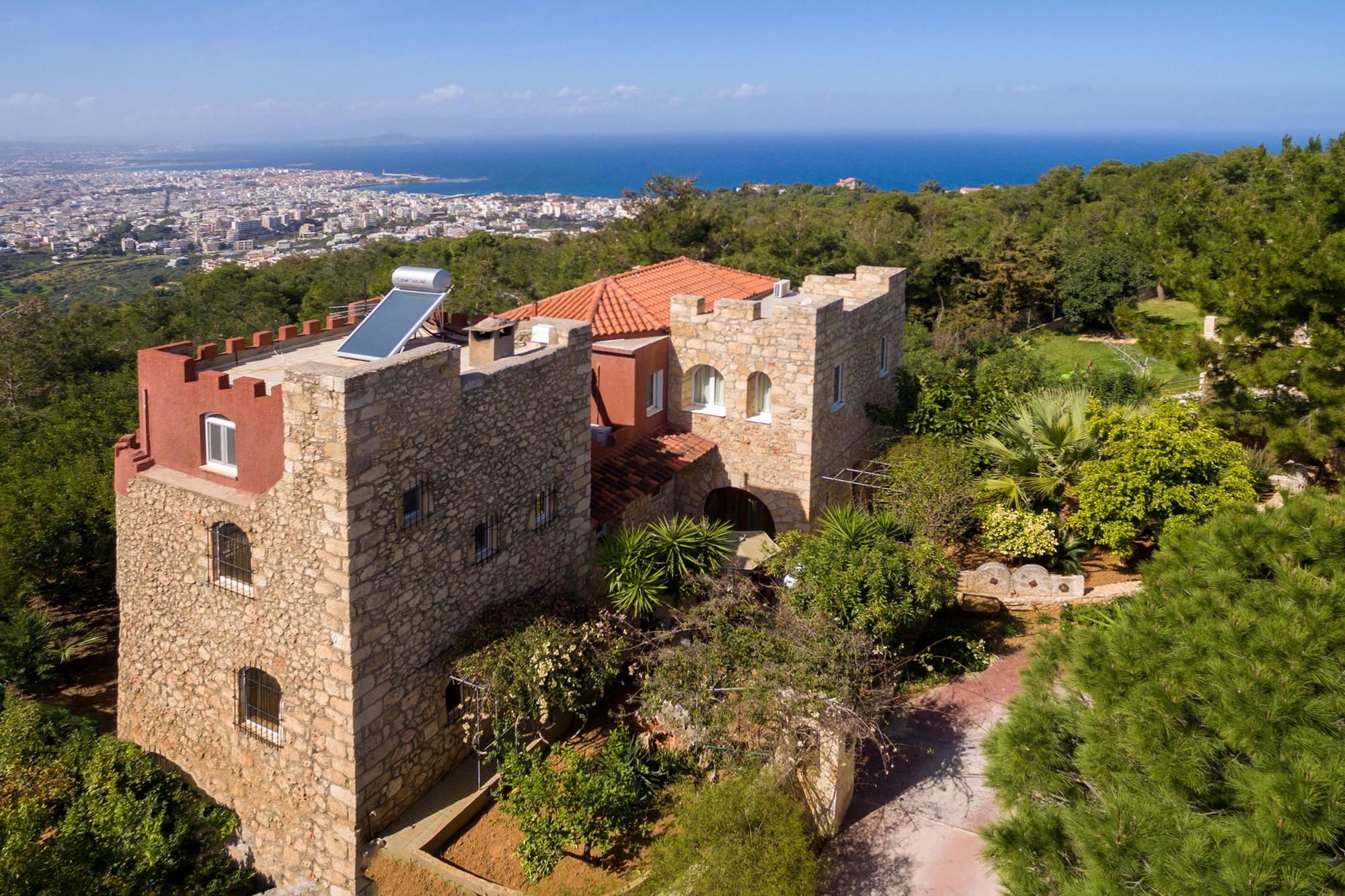 Kastro Estate * Chania (Crete)