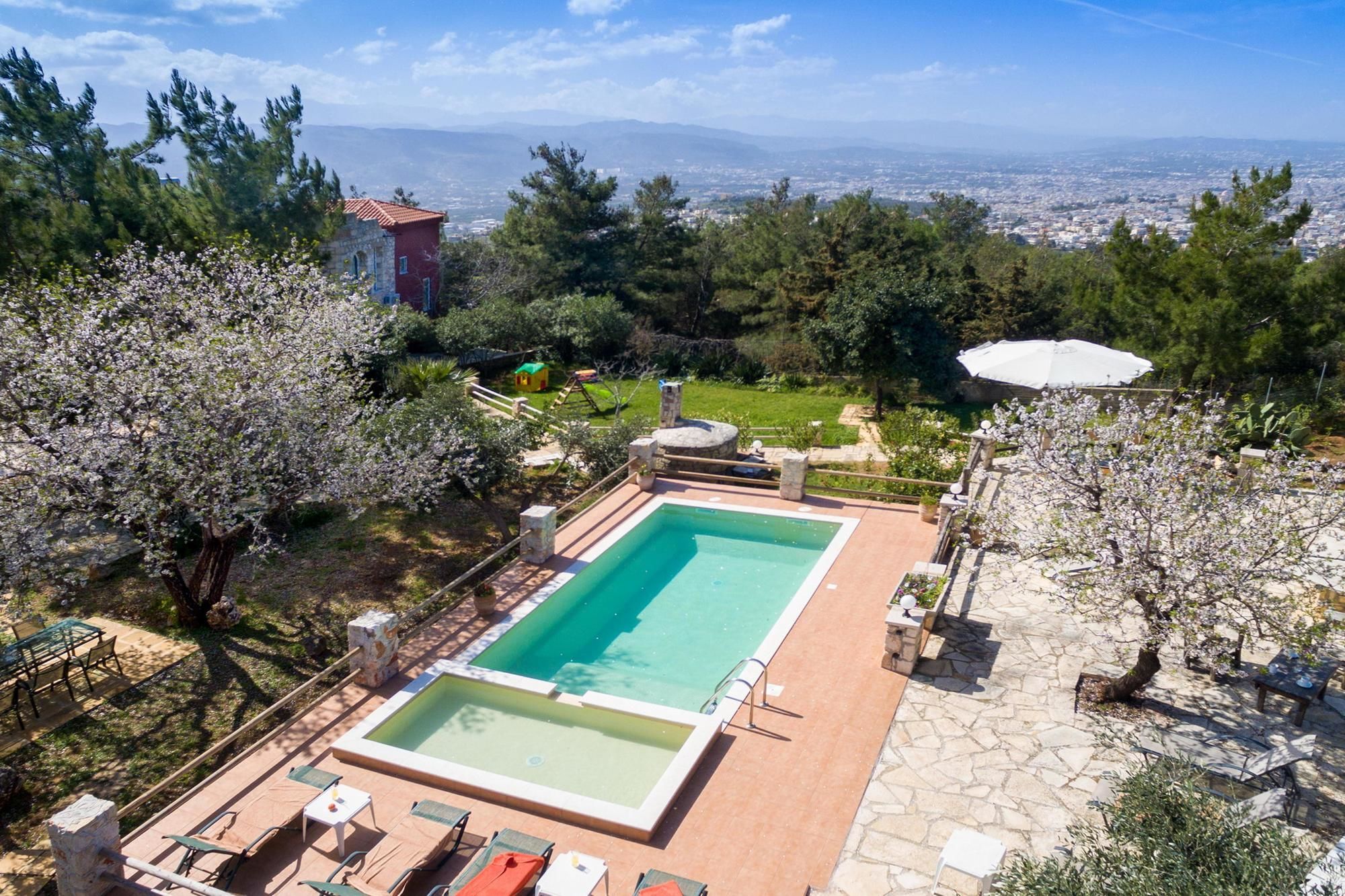Villa Kastro Estate *